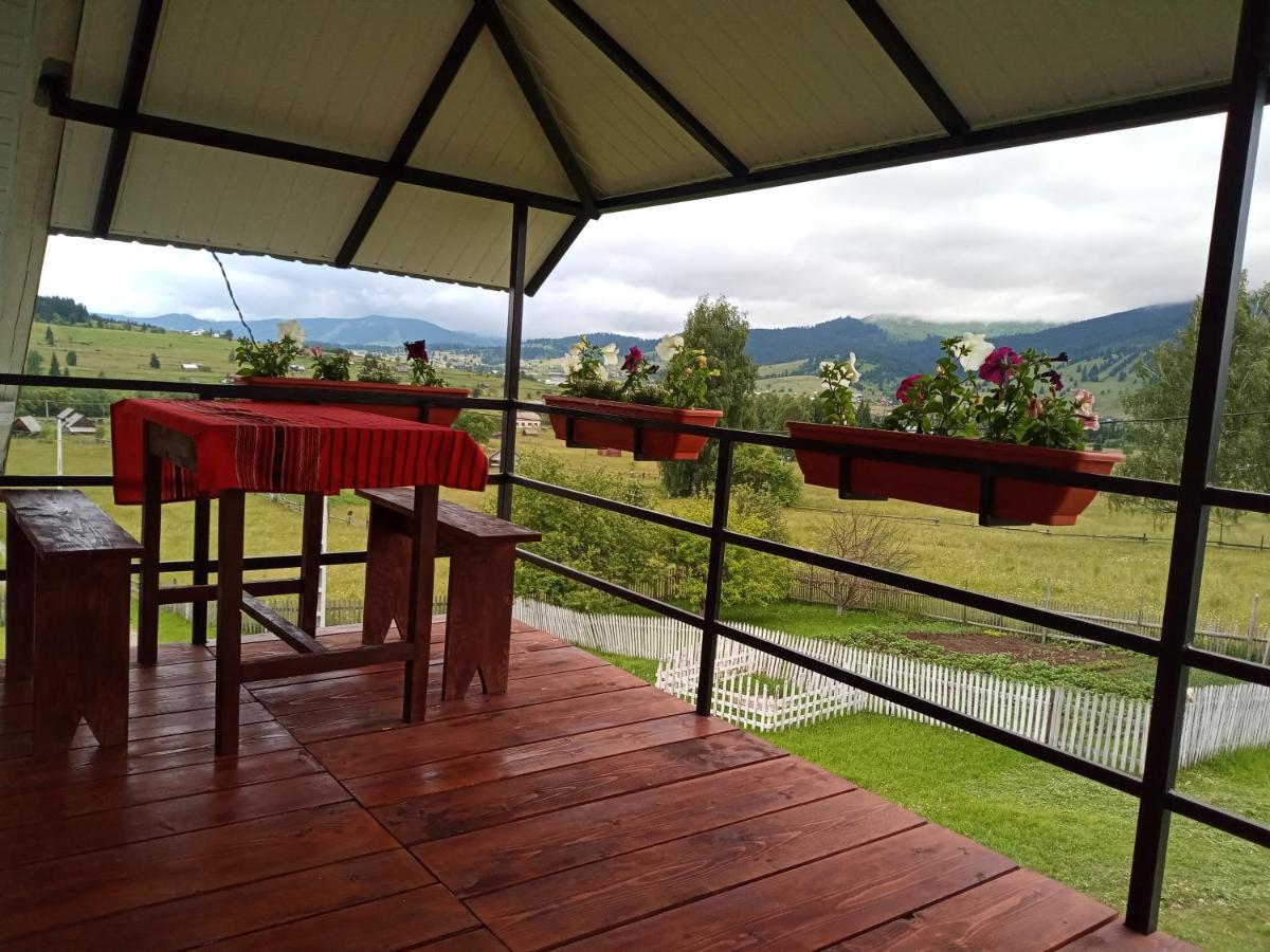 Casa Bucovina Dorna Candrenilor Ascutitele Bagian luar foto